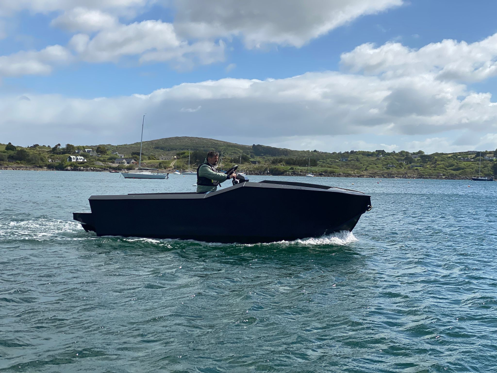 Teal Marine 5m — 5m HDPE Electric Workboat